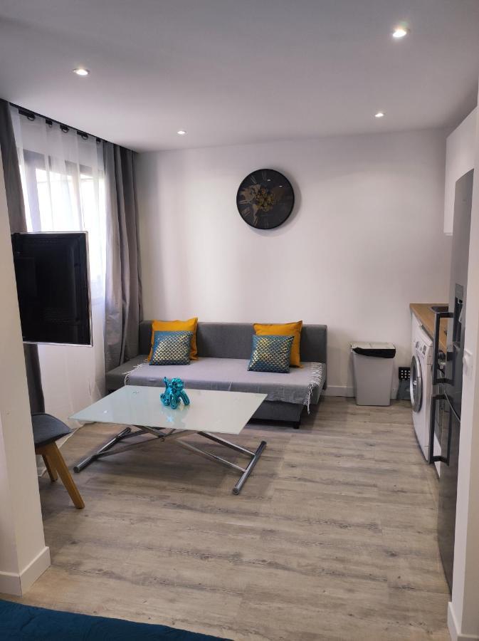 Lumineux Charming Appartement - Cozy Flat Le Chesnay  Exteriör bild
